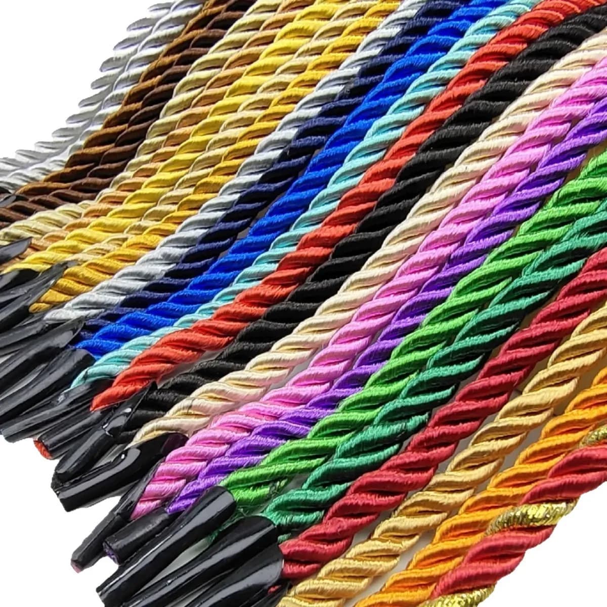 Glossy Core-Wrapped Three-Strand Twisted Cord